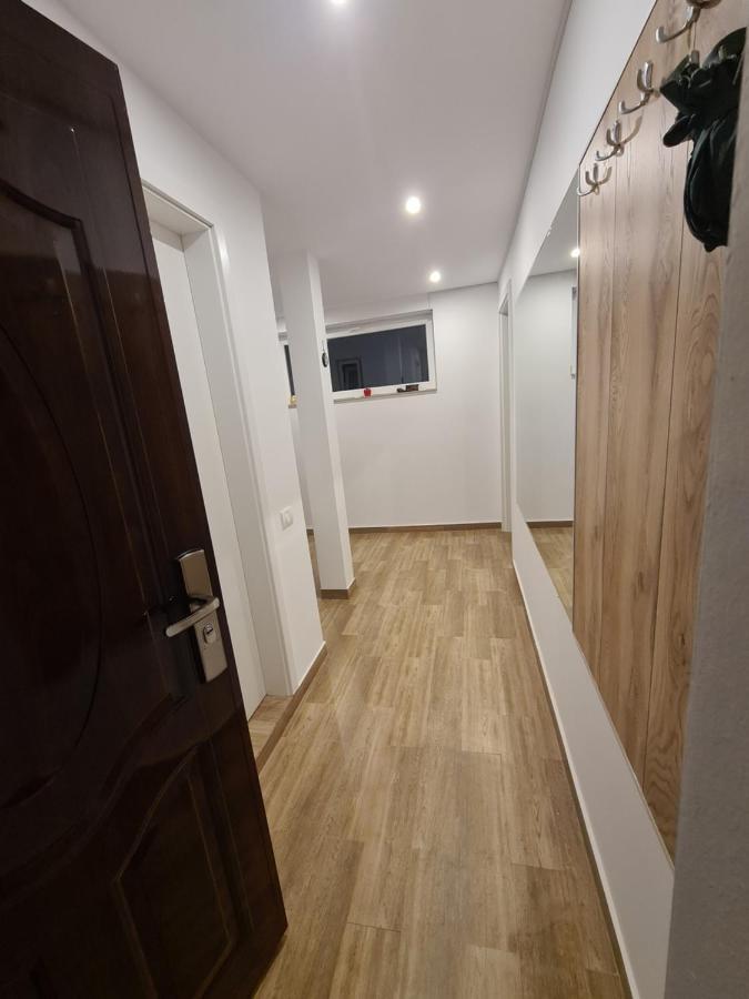 Georgia'S Home บูคาเรสต์ ภายนอก รูปภาพ